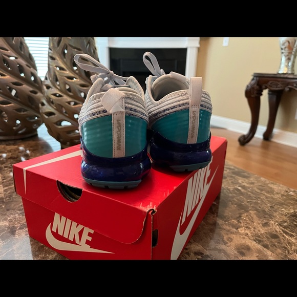 Nike Vapormax - Picture 7 of 7